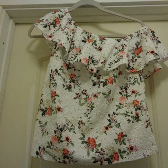 ONE SHOULDER EYELET FLORALS RUFFLES BLOUSE BY I.N.C. S - Picture 6 of 8